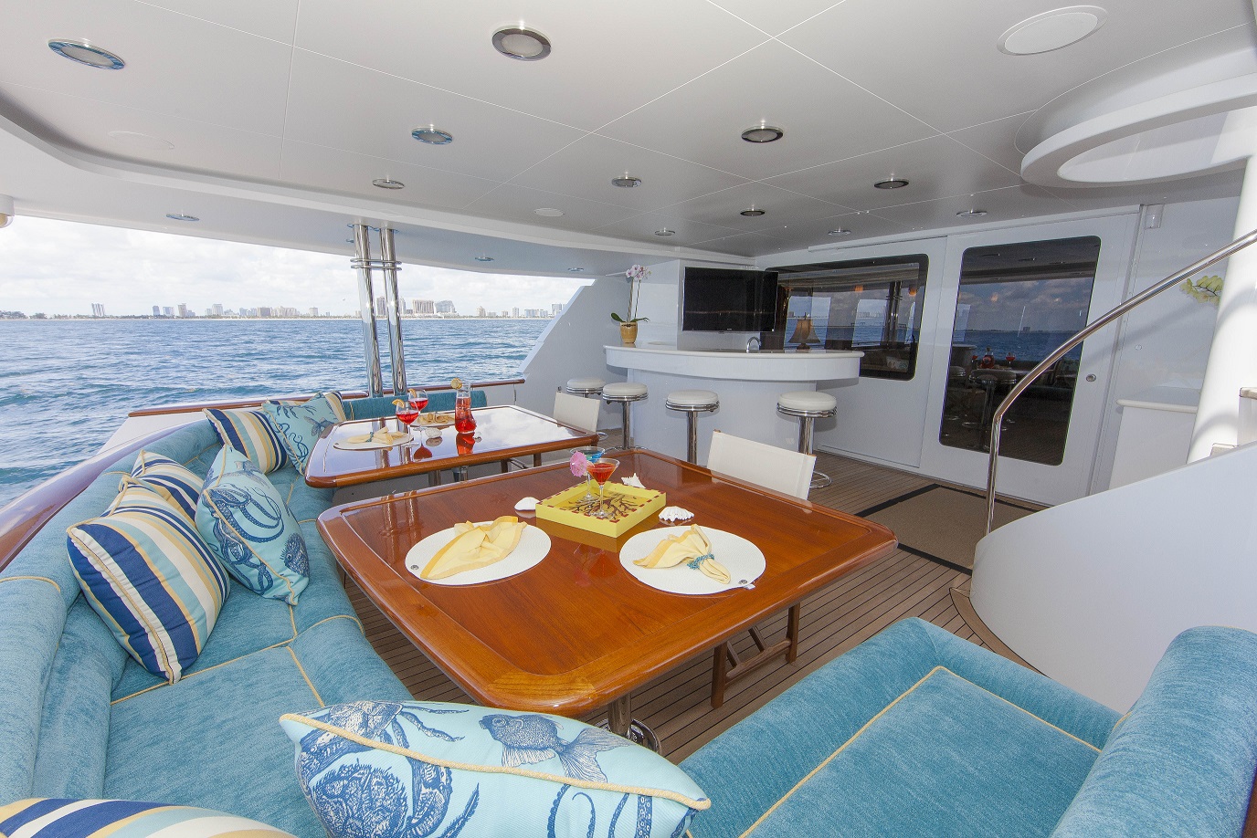 Aspen Alternative luxury yacht charter monaco