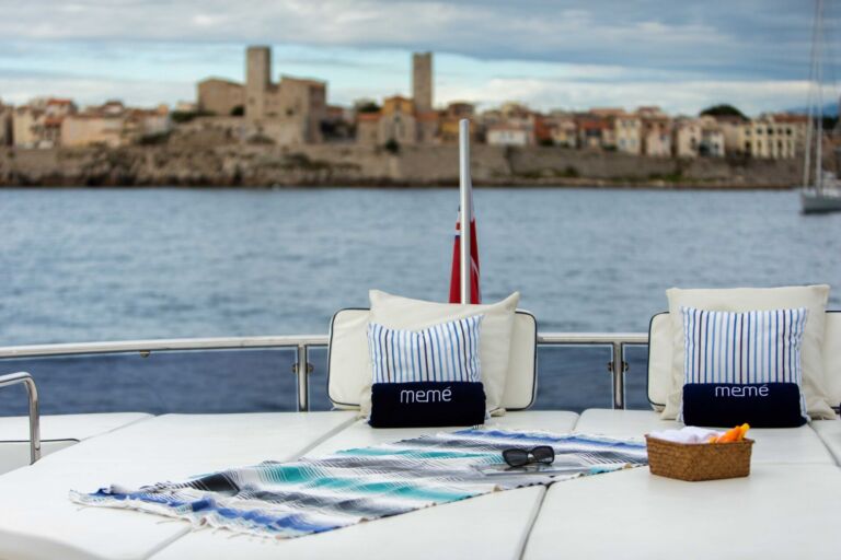 Mémé Antibes e