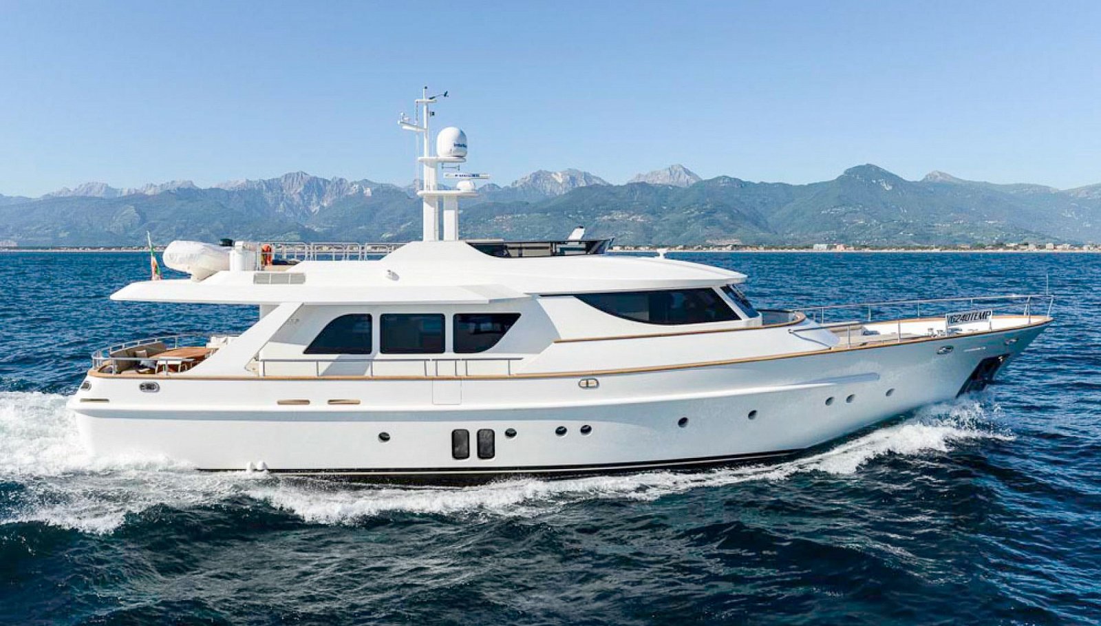 M/Y UNICA listed for sale with YACHTZOO