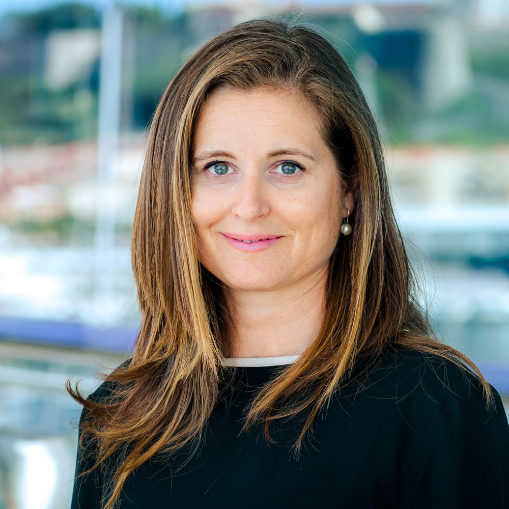 Paola Scalabrino Paola-Scalabrino-Yacht-charter-broker-Fort-Lauderdale-USA