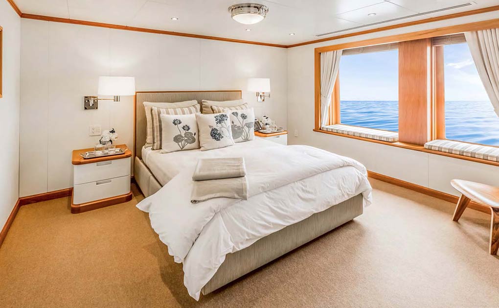 Dune cabin on a yacht for charter yacht for charter M/Y SuRi