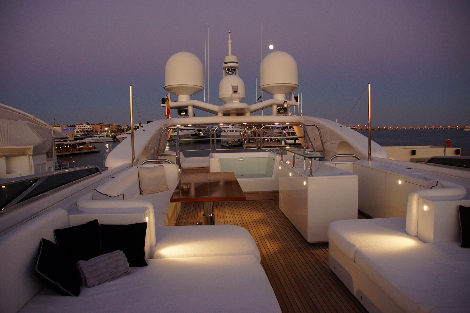 lisa iv yacht for charter sundeck evening