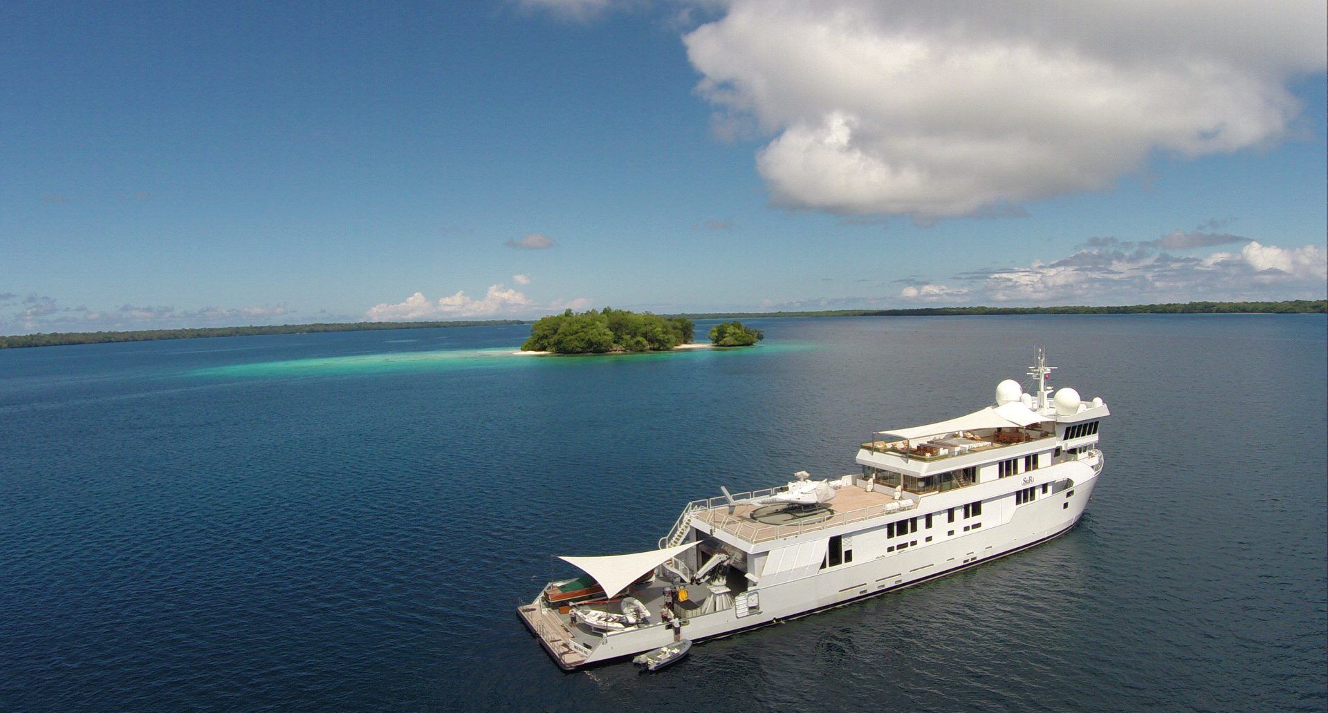 Discover Fiji aboard SURI yacht for charter