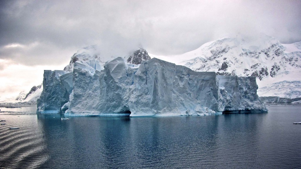yacht-zoo-destinations-antarctica02