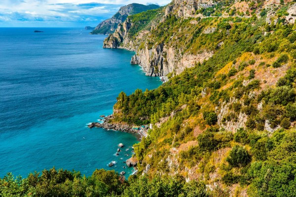 Italian coastline luxury yacht charter Italy