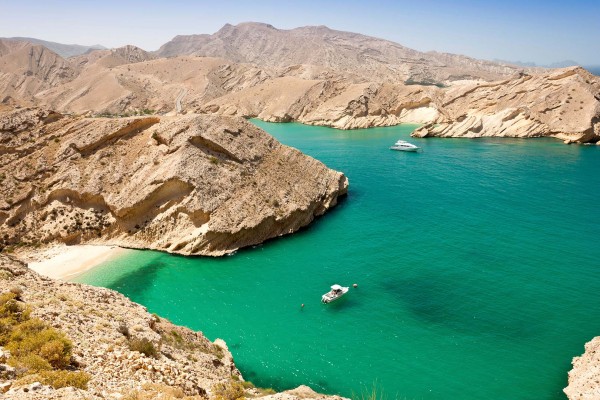 Hidden Coves Dubai and Middle East Yacht Charter