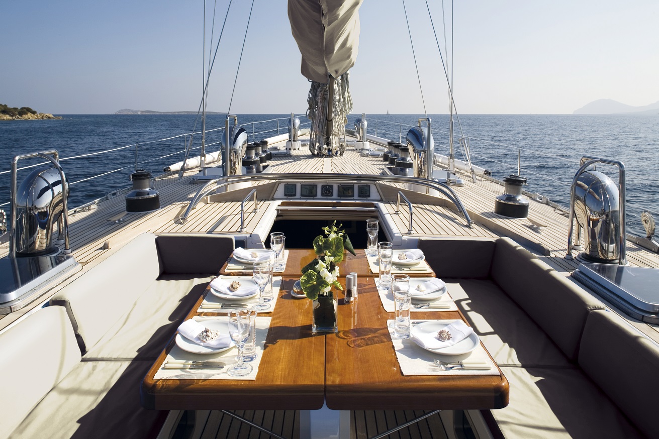 S/Y CYCLOS II yacht for charter dining area on deck