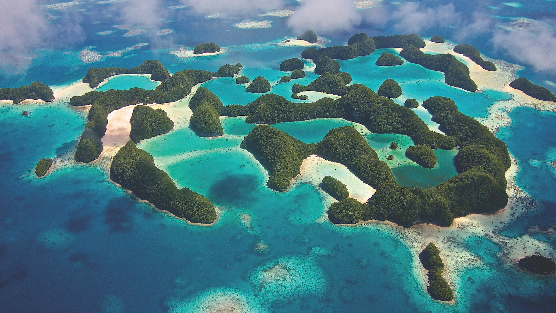 yacht-charter-feature-reefs-palau