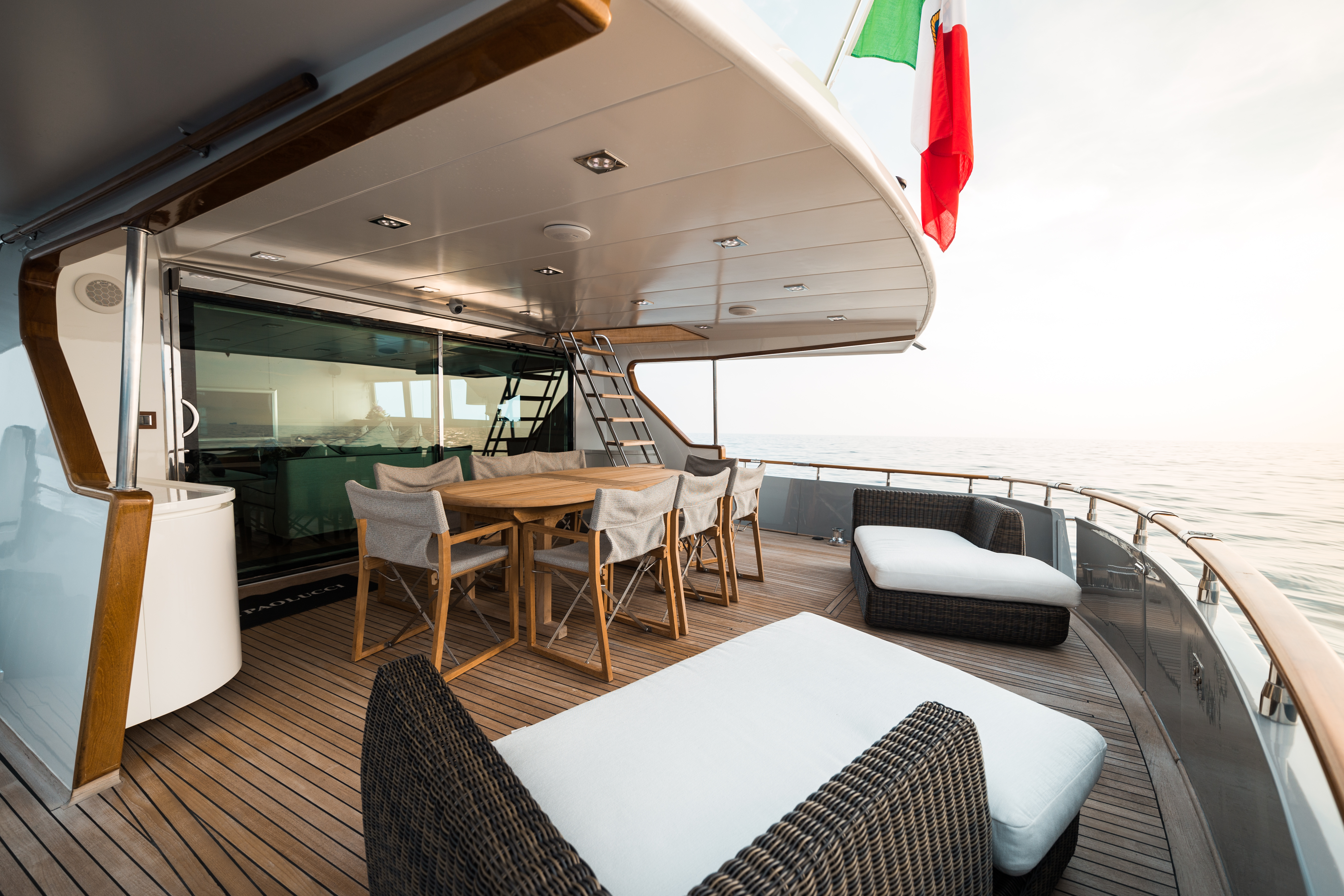 M/Y PAOLUCCI yacht for charter spacious aft deck