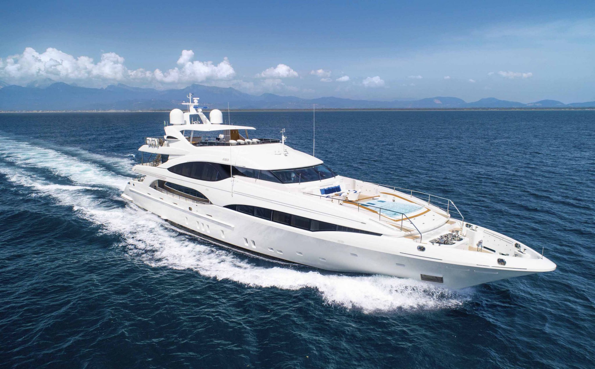 Another €2.5M Price Reduction on Superyacht Q95