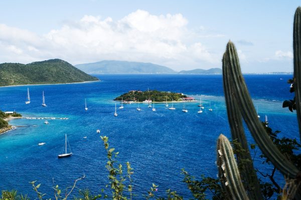 luxury yacht charter british virgin islands