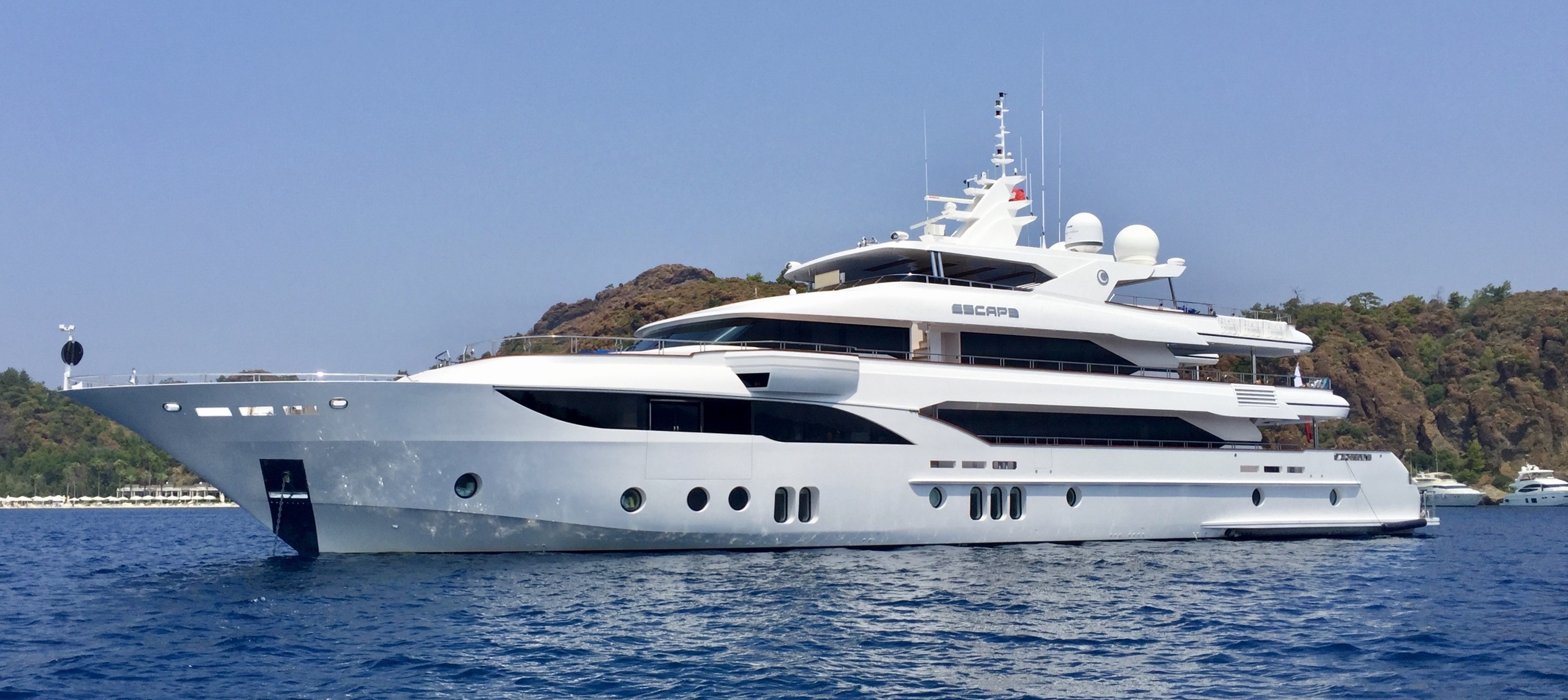 luxury motor yacht sales my escape