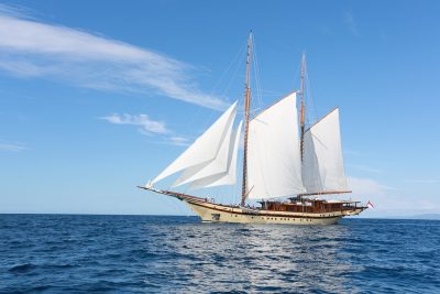 S/Y LAMIMA yacht for charter