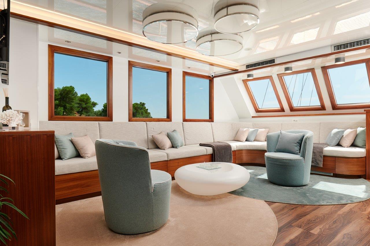 Corsario Sailing Yacht for Charter ()