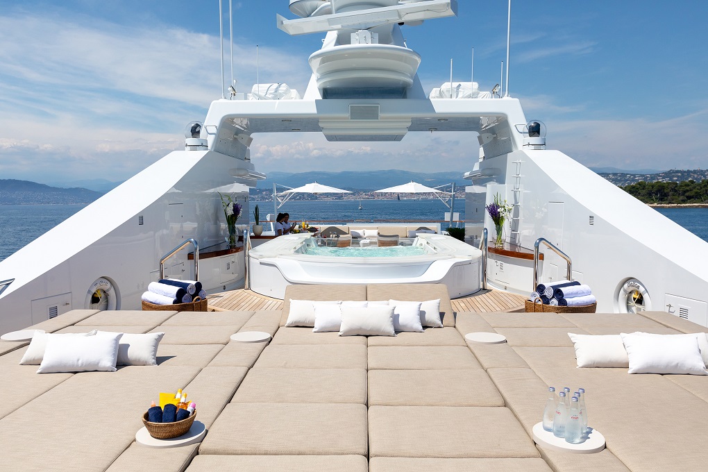 Helios m Oceanco Exterior Sun deck