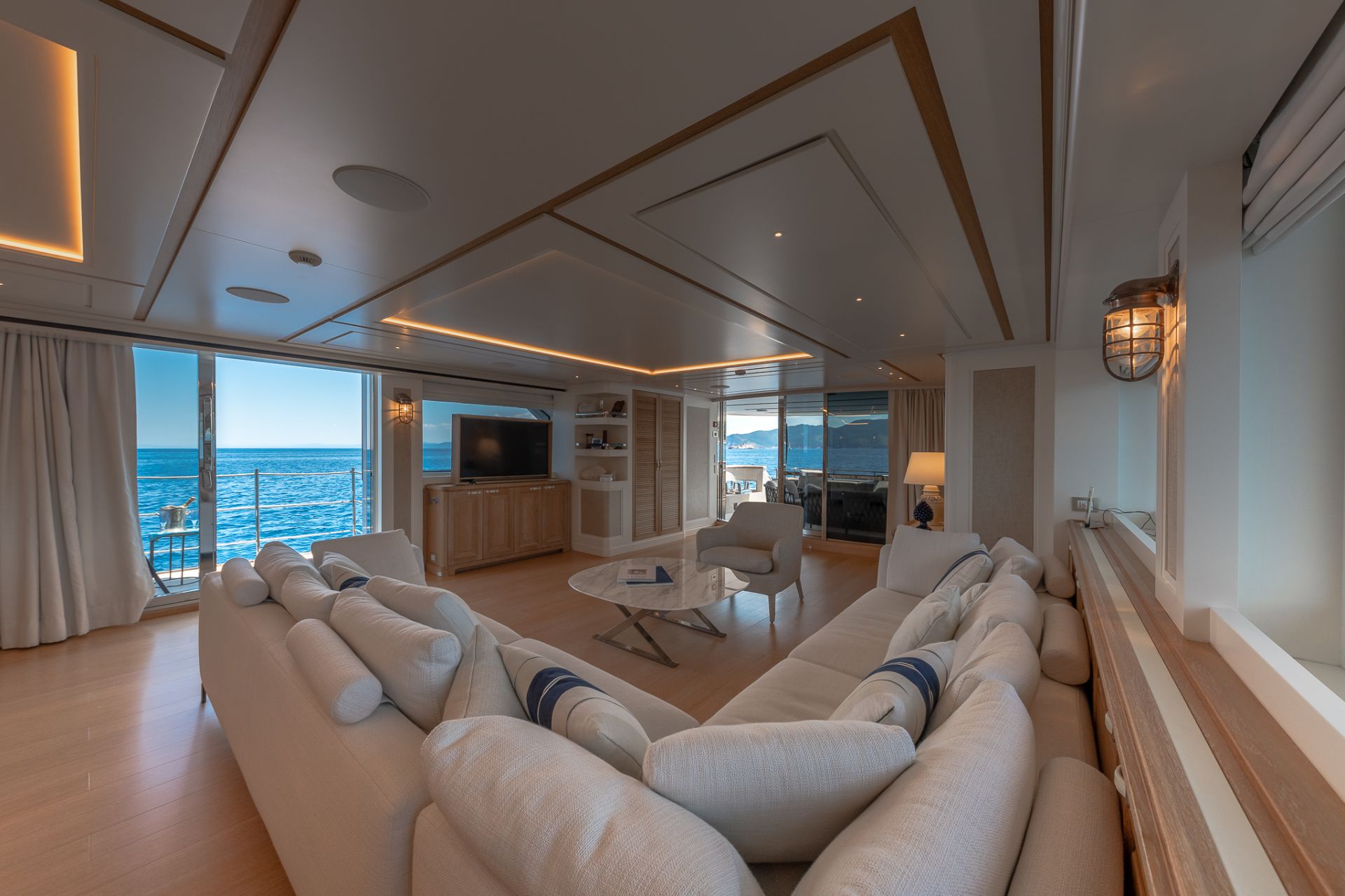 M/Y MY WAY Yacht for Charter