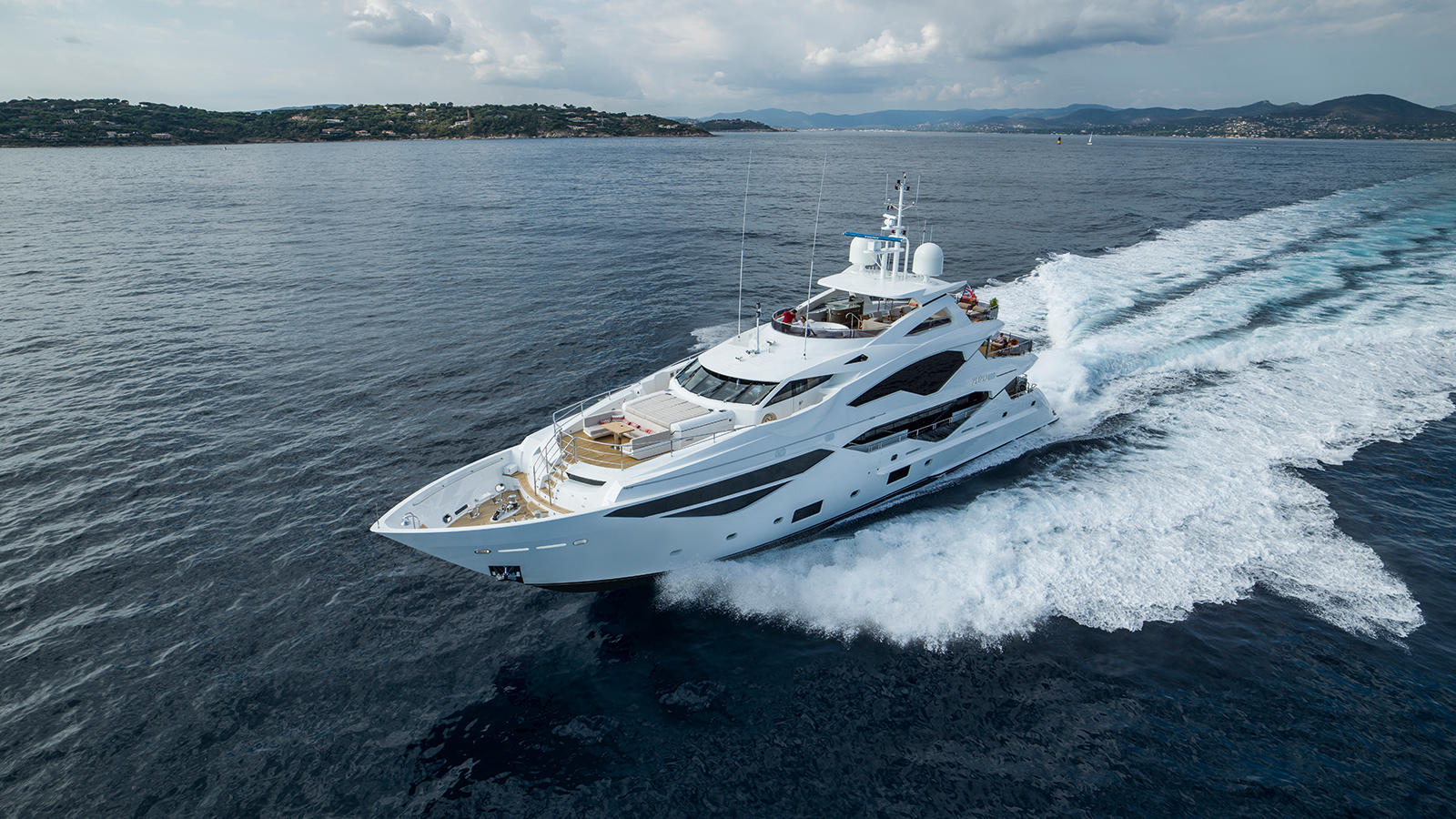 Yacht sold: ZOZO 40m Sunseeker