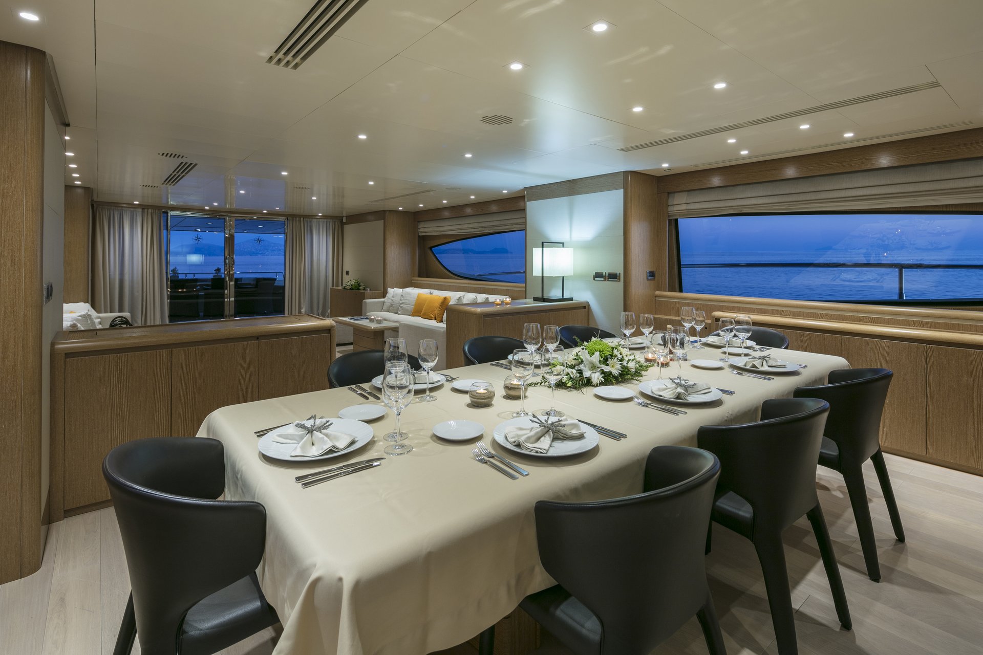 M/Y RINI V yacht for charter indoor dining