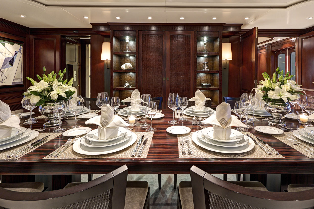 m/y azteca ii yacht for charter dining table decoration