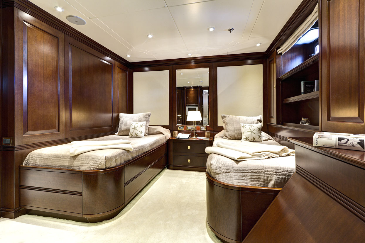 m/y azteca ii yacht for charter twin cabin