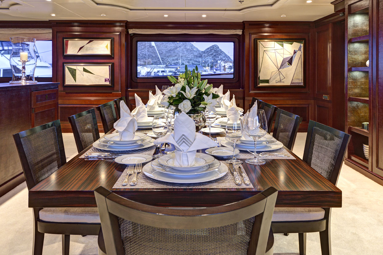 m/y azteca ii yacht for charter dining table