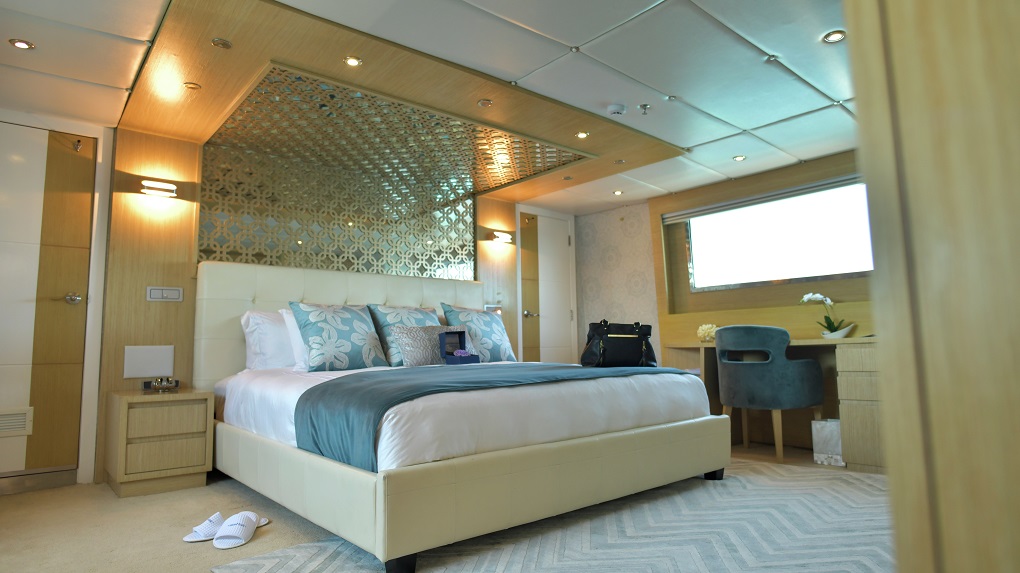 M/Y Stella Maris yacht for charter master suite