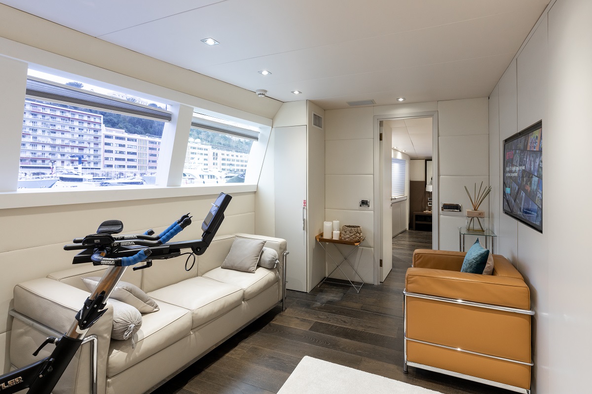 m/y palm b yacht for sale home gym