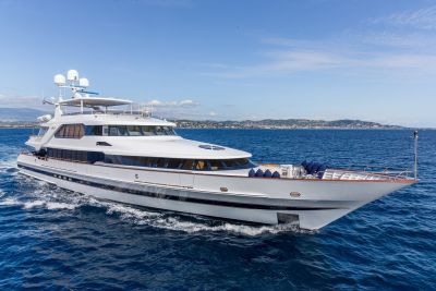 M/Y Lucy III Yacht for Charter Alongside