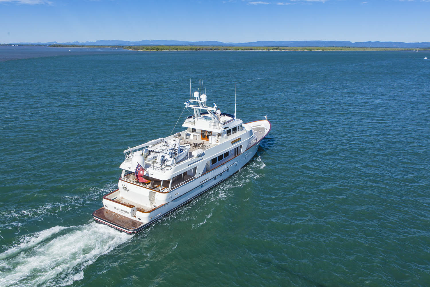 M/Y Silent World II yacht for sale cruising