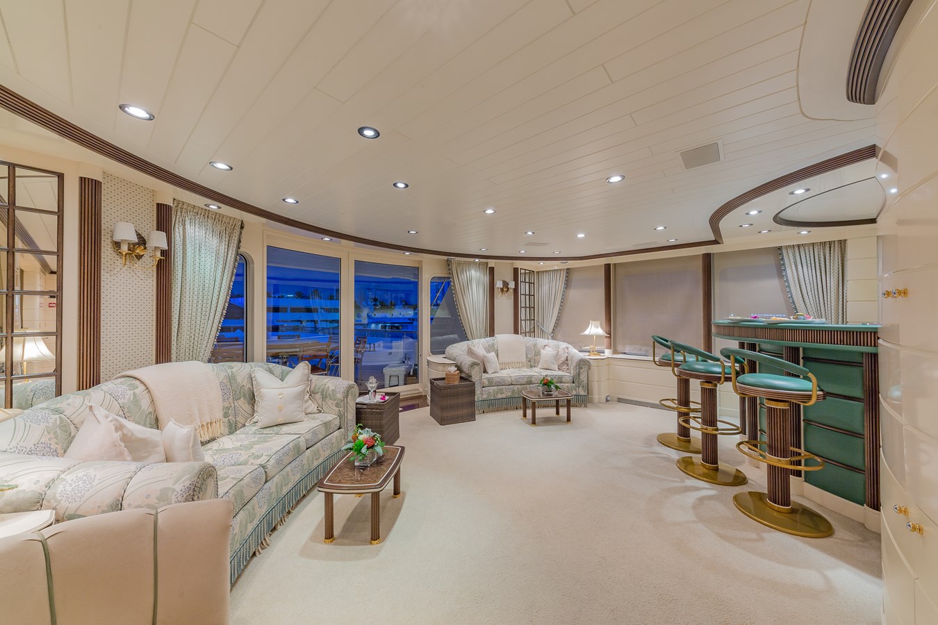 daybreak-yacht-for-sale-5-yachtzoo