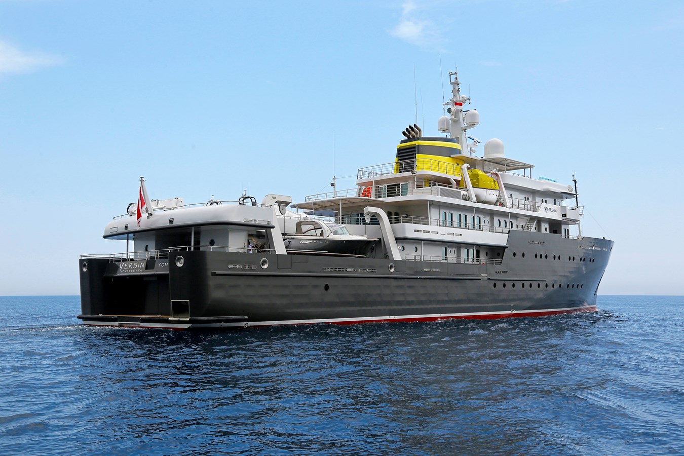 Explorer Expedition yacht for sale YERSIN large