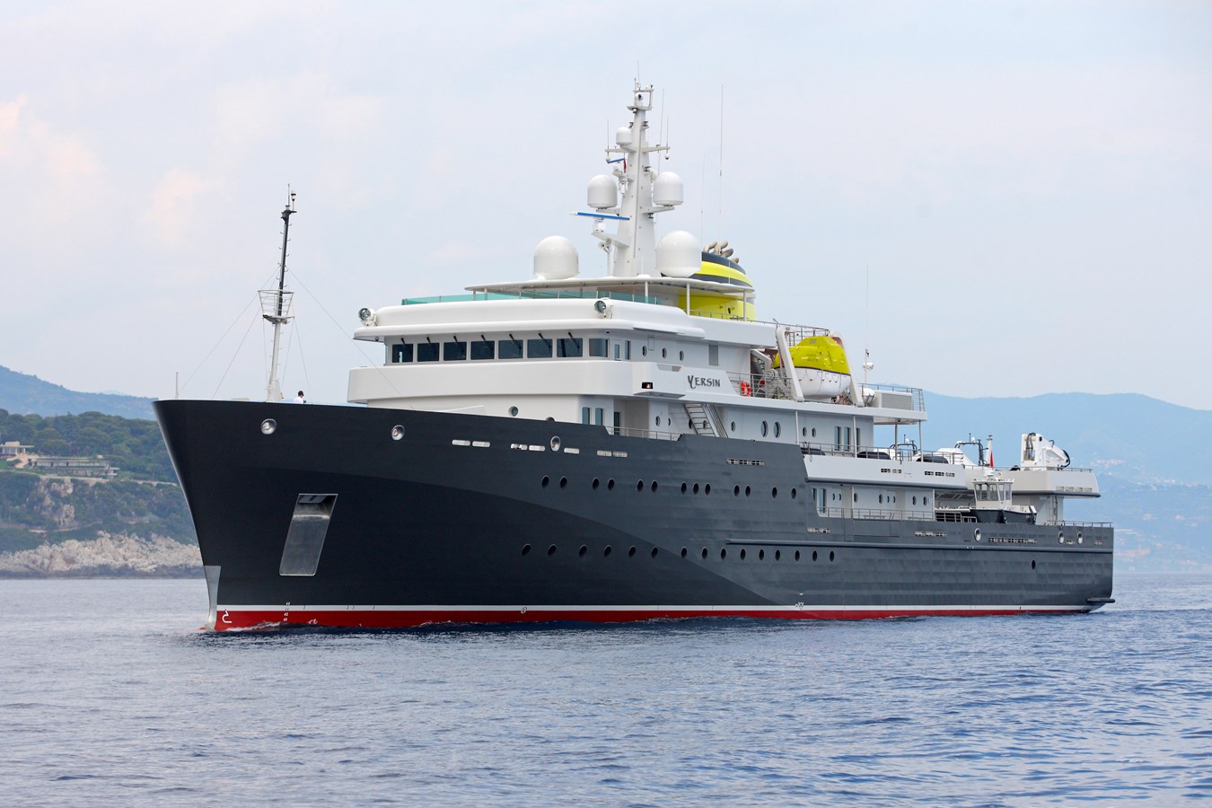 Explorer Expedition yacht for sale YERSIN large