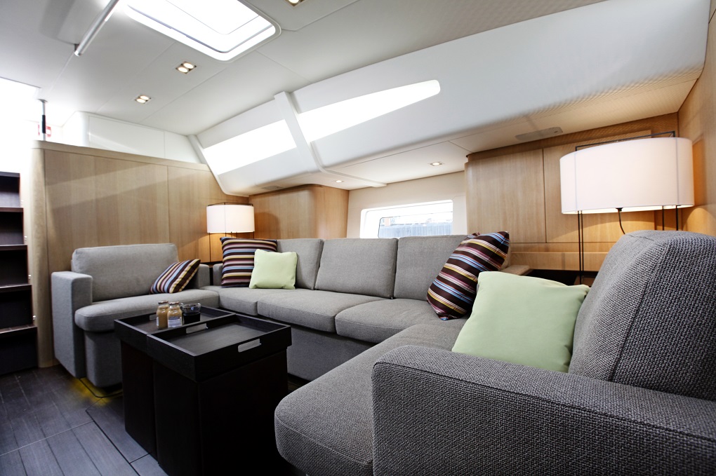 S/Y YCH2 for charter interior