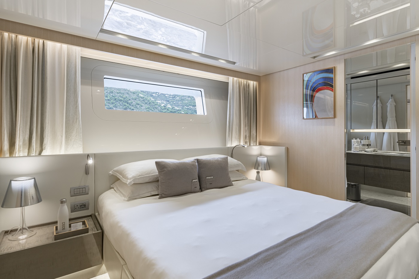 Guest room Sosa SanLorenzo yacht for sale Yachtzoo