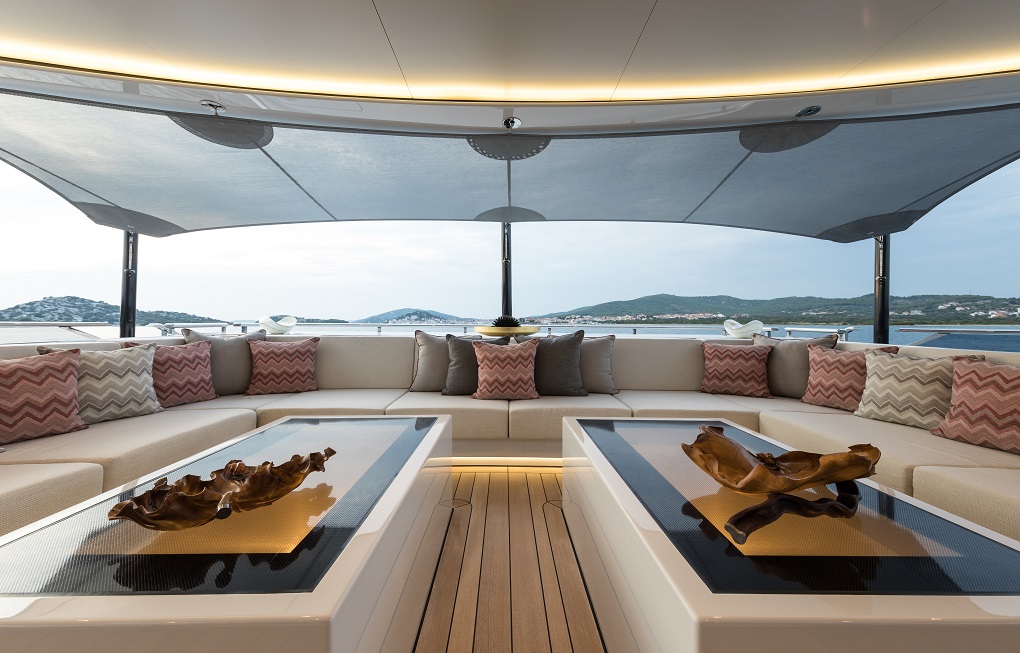 SAMURAI m Alia Yachts Exterior Salon