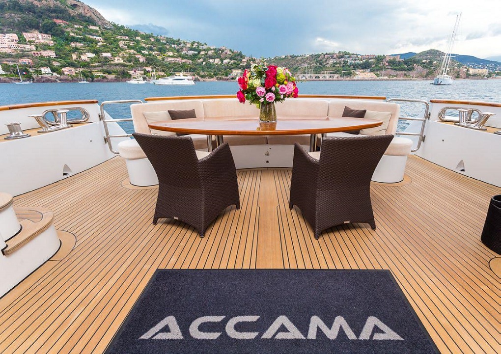 ACCAMA Benetti Exterior Lounge