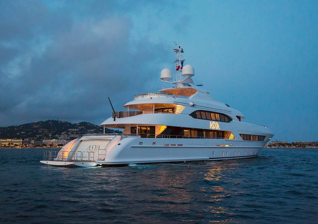 Asya Heesen exterior layout