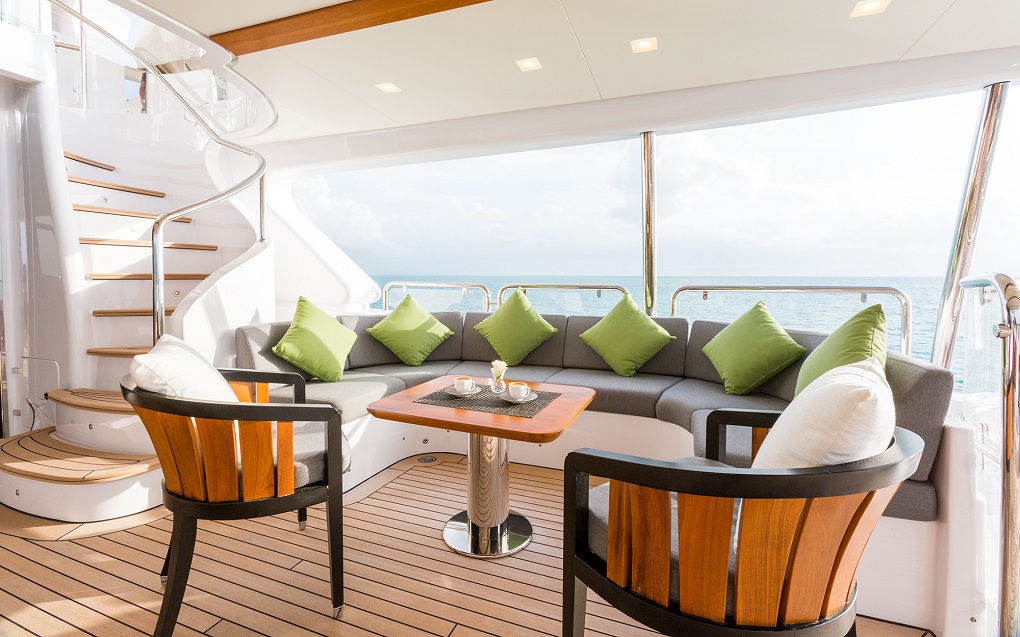 Asya heesen exterior aft lounge