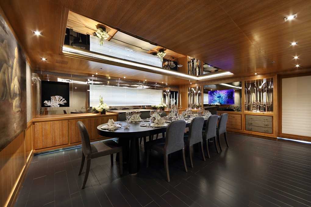 BEATRIX Cantieri di Termoli Interior dining