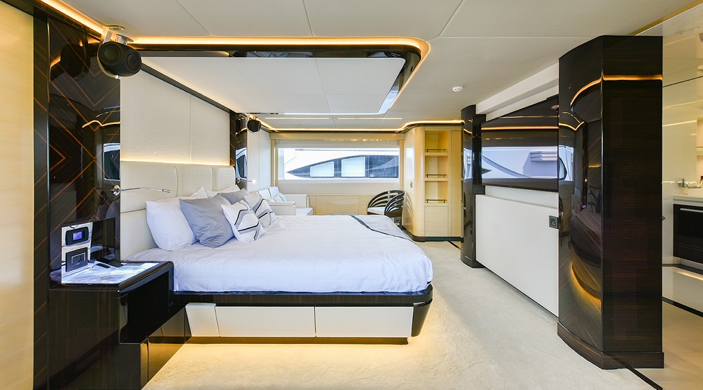 Ghost ii gulf craft m bedroom interior