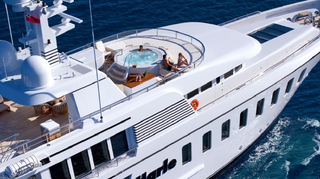 Harle Feadship exterior layout