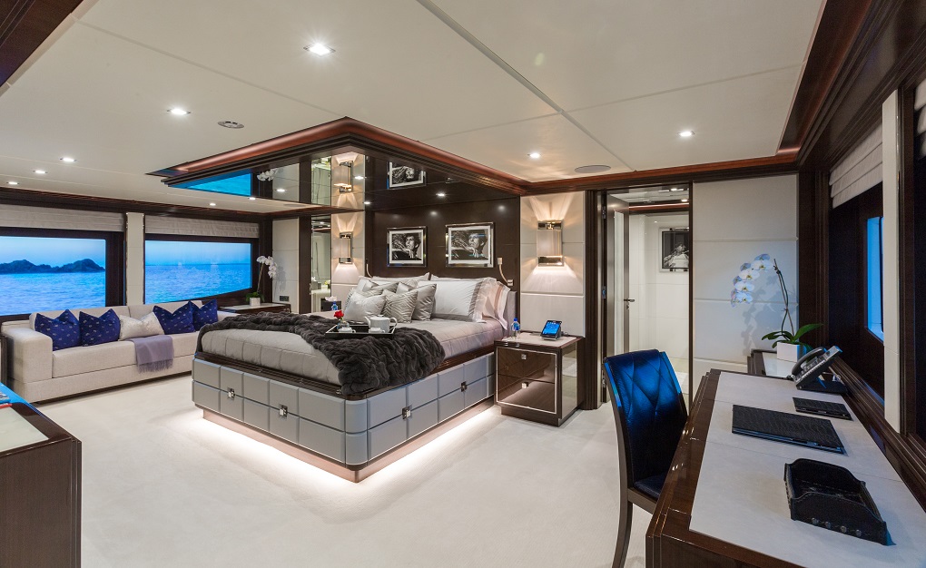 King baby iag yachts interior bedroom