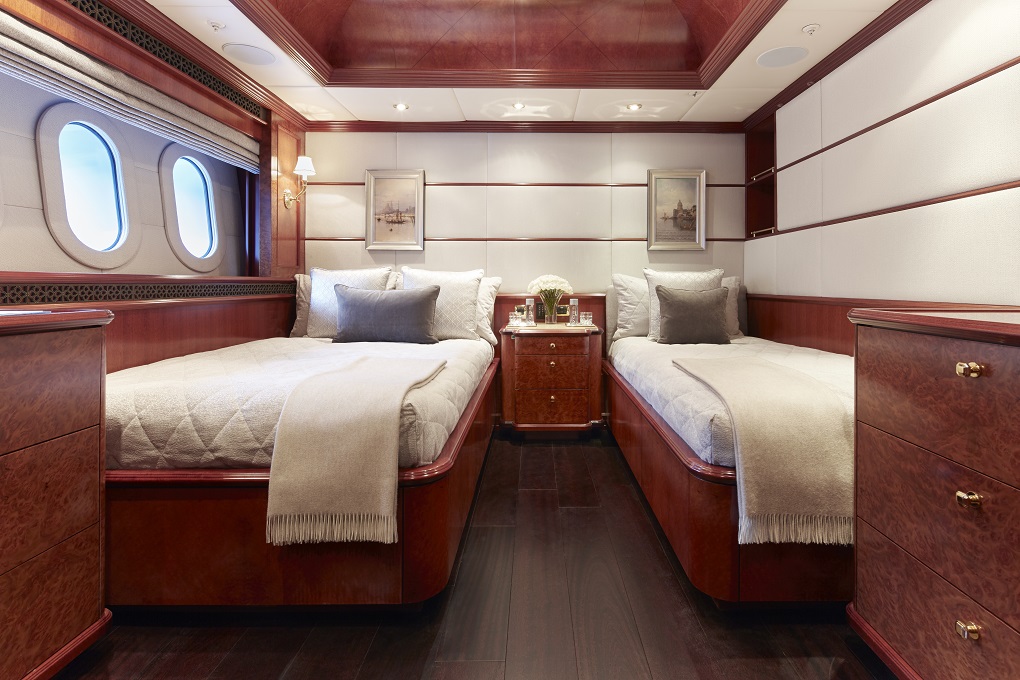 Mia Elise ii Trinity Yachts interior bedroom