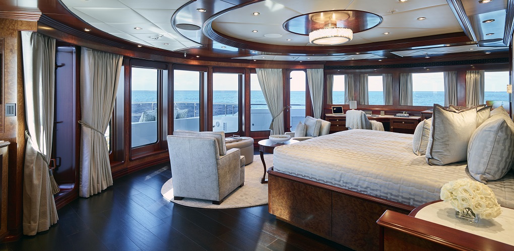 Mia Elise ii Trinity Yachts interior bedroom