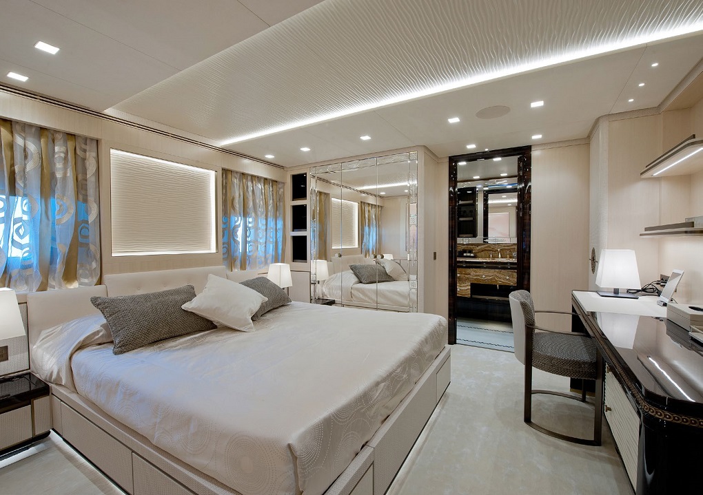 Scorpio Sanlorenzo interior vip bedroom