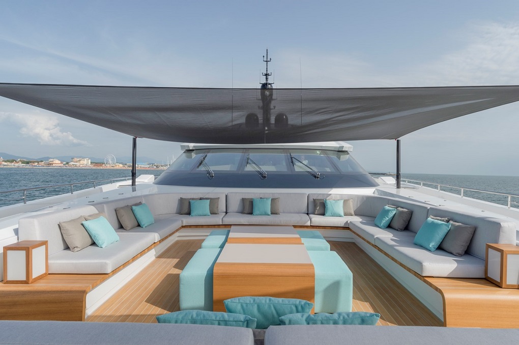 Utopia IV Rossi Navi m exterior sun deck