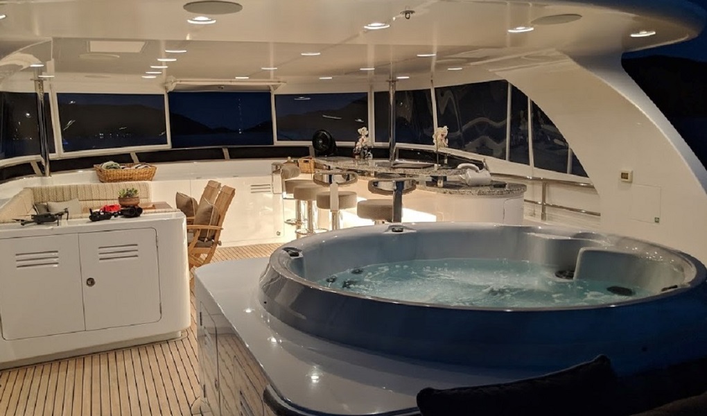 VIVIERAE II Nordhavn m Exterior Jacuzzi