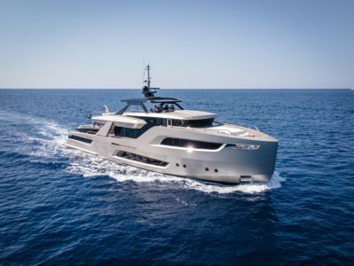 LADY FLEUR Exterior Running Bow