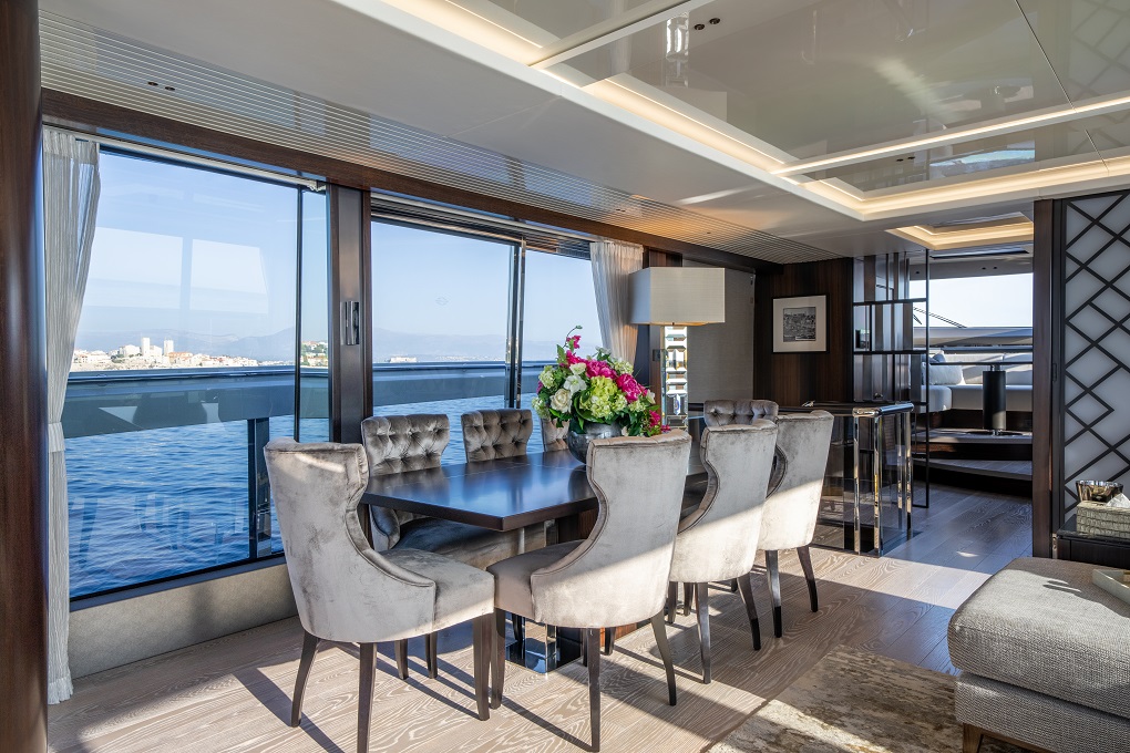 Yacht Glasax 27m Ocean 90 Sunseeker Interior Dining