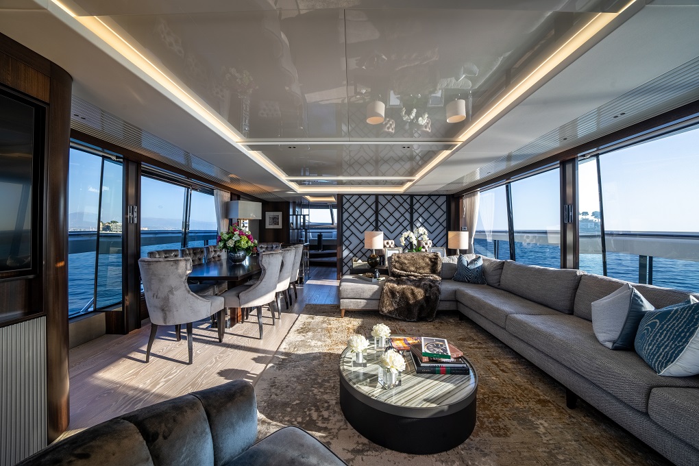 Yacht Glasax 27m Ocean 90 Sunseeker Interior Salon